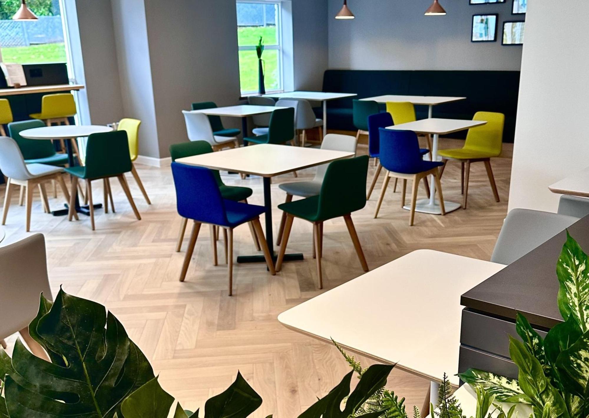 Holiday Inn Bristol Airport By Ihg Redhill  Eksteriør billede
