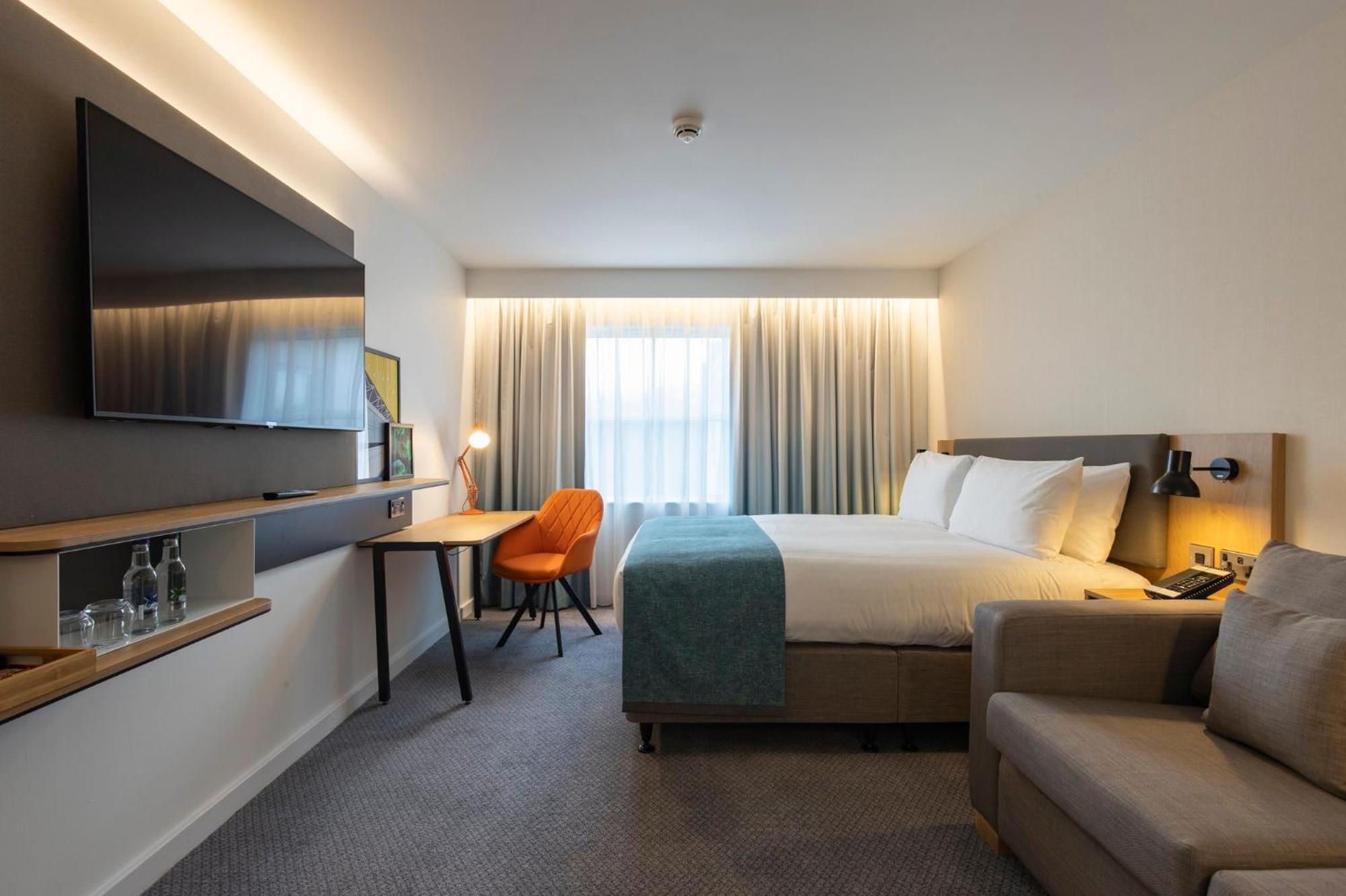 Holiday Inn Bristol Airport By Ihg Redhill  Eksteriør billede
